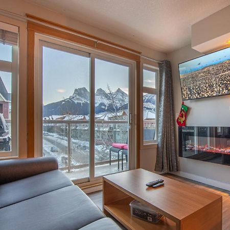 Mountain View 2 Bedroom Condo - WT Top Floor Canmore Esterno foto