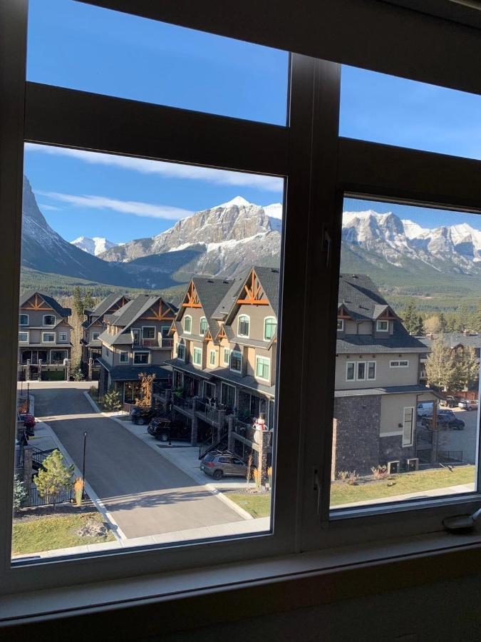 Mountain View 2 Bedroom Condo - WT Top Floor Canmore Esterno foto