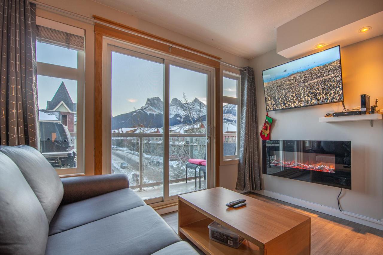 Mountain View 2 Bedroom Condo - WT Top Floor Canmore Esterno foto