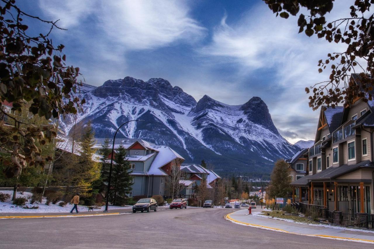 Mountain View 2 Bedroom Condo - WT Top Floor Canmore Esterno foto